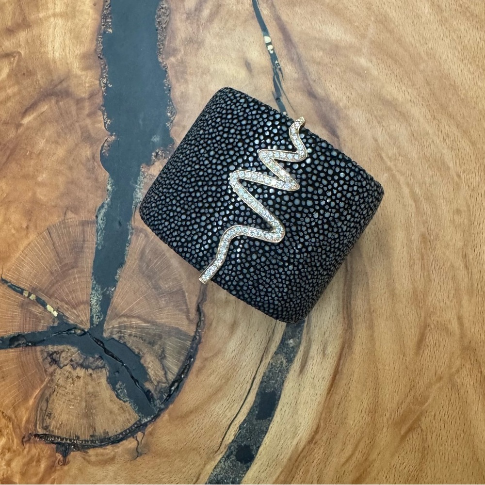 Diamond Snake Black Stingray Cuff
